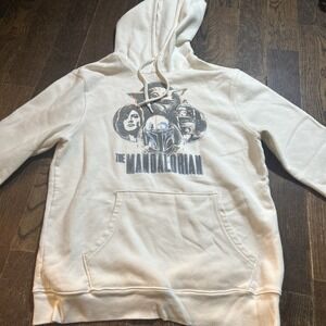 FIFTH SUN Medium Star Wars The Mandalorian Pullover Hoodie Cara Dune